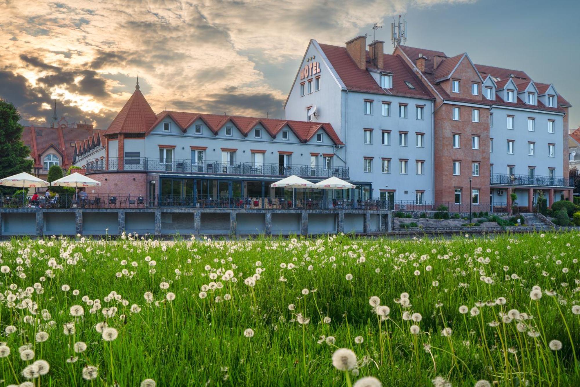 Hotel Nad Pisa Pisz Exterior foto
